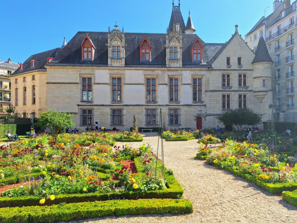 The Forney Library and gardens in Paris